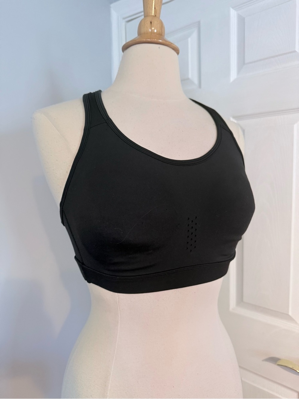 Avia sports Bra size L